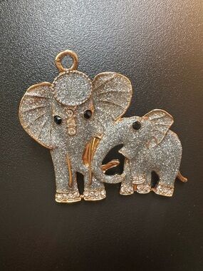 Silver Sparkling Elephant Pendant Brooch